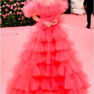 Meet your Posher, Hello Hi